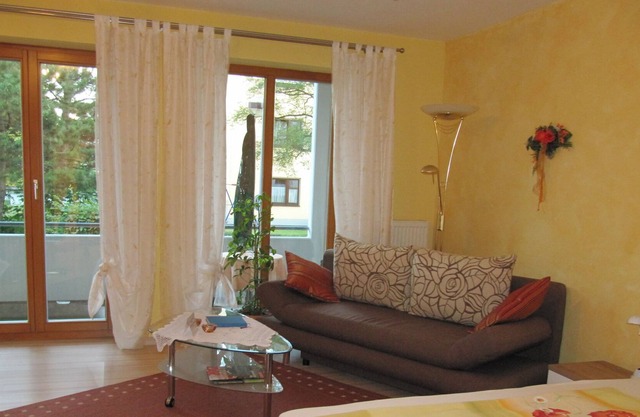Cozy holiday apartment in a quiet location for 1-2 people, underground parking