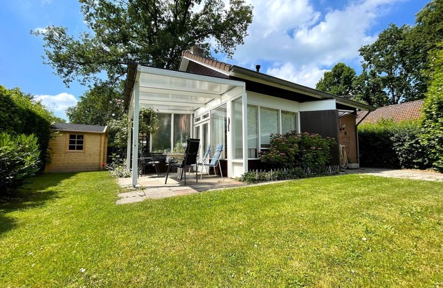 Cozy holiday bungalow in a quiet location