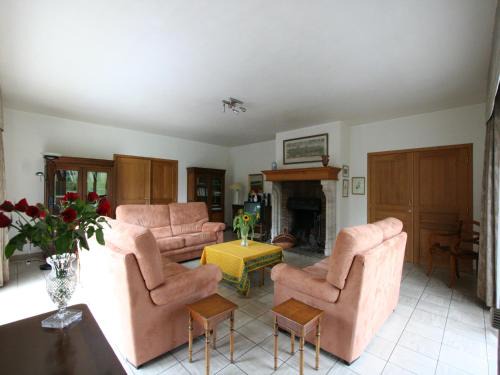 Cozy Holiday Home in Lesterny near Lake, cleaning included