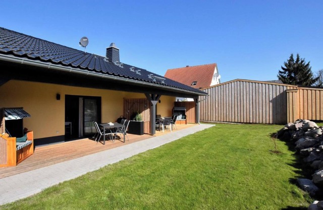 Cozy holiday home with terrace and garden
