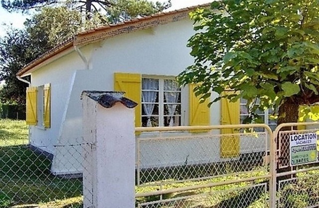 Cozy Home Near Beach and Forest, Parking, 6 Guests, St-Trojan-les-Bains