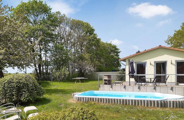 Cozy home in Behrenhoff/Neu Dargel.