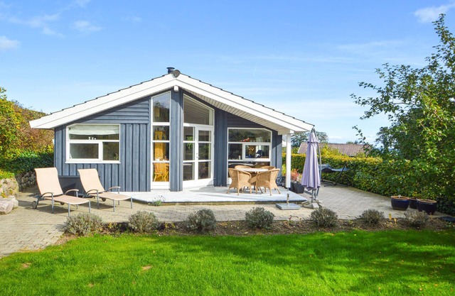 Cozy home in Aabenraa with sauna