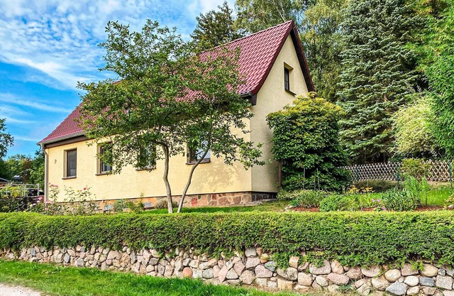 Cozy home in Burg Stargard with WiFi