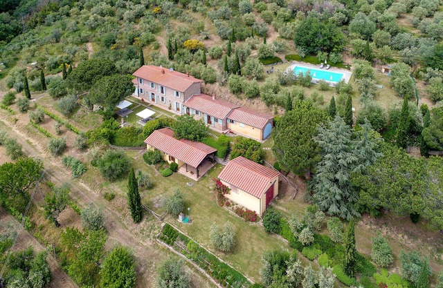 Cozy home in Cortona with kitchen
