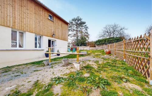 Cozy Home In Cossaye With Wifi