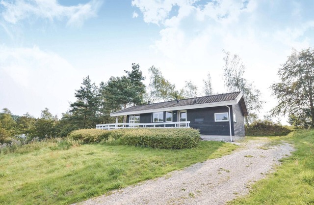 Cozy home in Ebeltoft with sauna