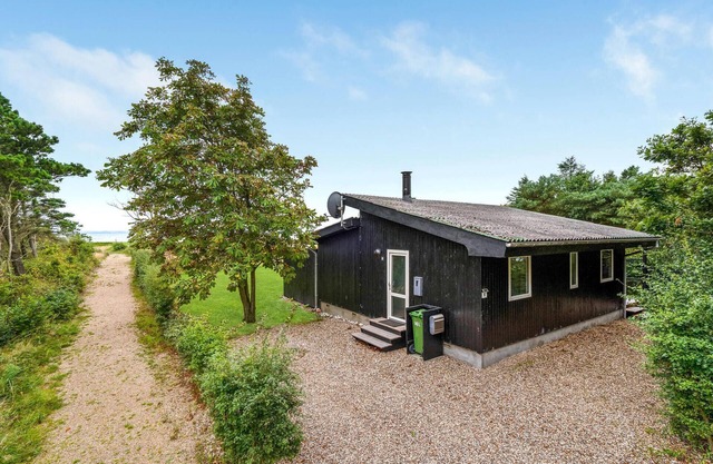 Cozy home in Hurup Thy with kitchen