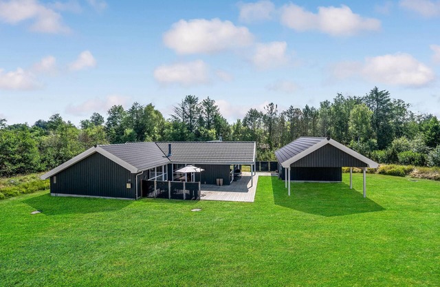 Cozy home in Jerup with sauna