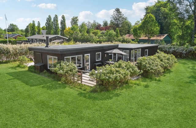 Cozy home in Kalundborg with WiFi
