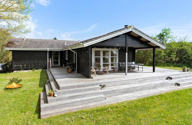Cozy home in Knebel with sauna