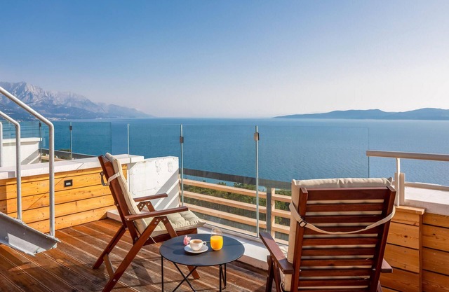 Cozy home in Omis with sauna