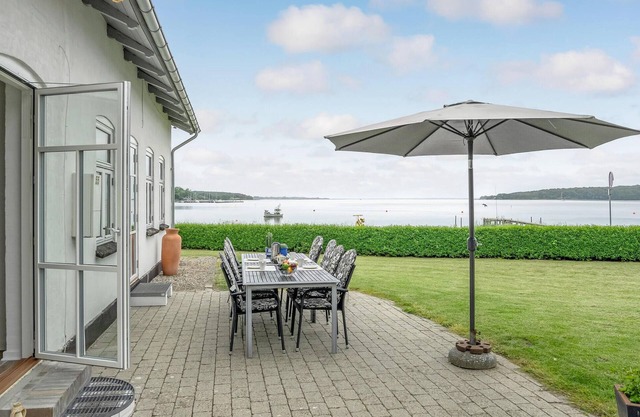Cozy home in Rødekro with WiFi