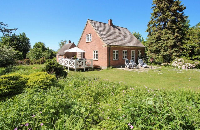 Cozy home in Samsø with WiFi