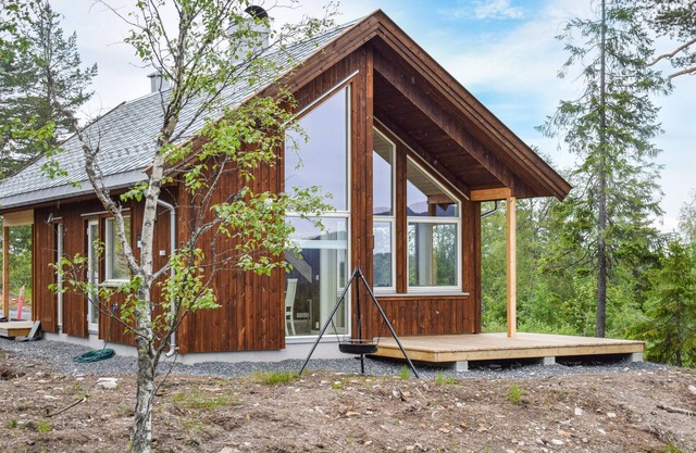 Cozy home in Skollenborg with kitchen