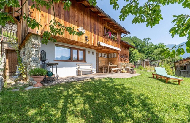 Cozy home in Telve di Sopra