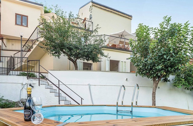 Cozy home in Torraca with WiFi