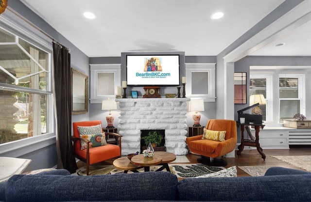 Cozy Home Near KUMed Saint Lukes 30day+