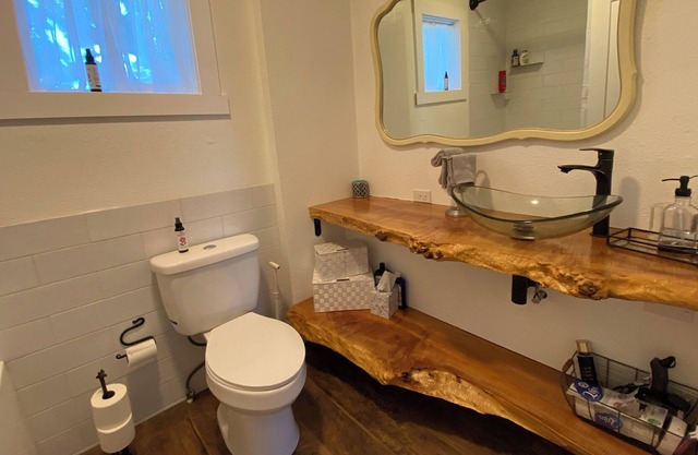 Cozy home to enjoy Pacific North West! - Pet friendly!