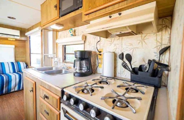Cozy In-town Rental home - Casa Rumba