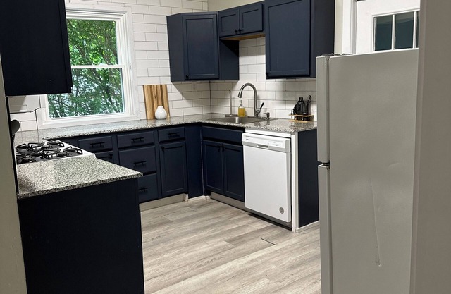 Cozy Lincoln Living 3 BR/2Bath Apt in Cortland
