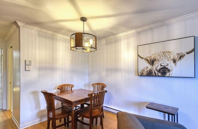 Cozy Loft in the Heart of Saint-Sauveur Village