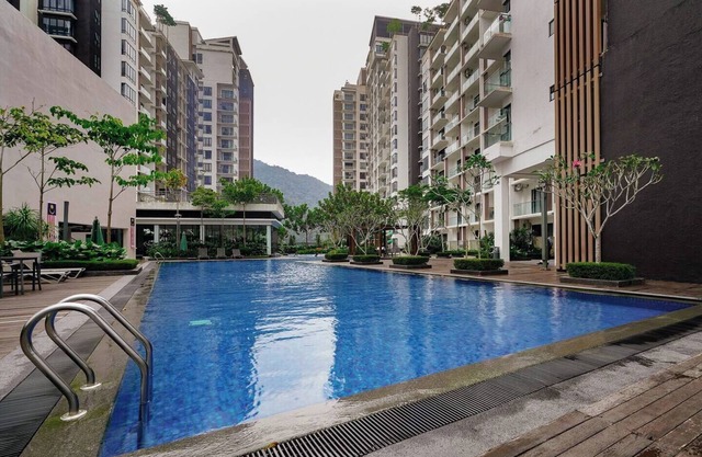 Cozy Midhills serviced Suite with pool