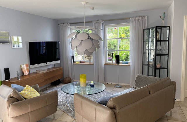 cozy modern apartment 5 minutes to the Ammersee in a Mediterranean villa