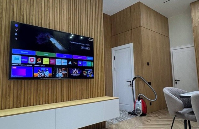 Cozy Modern Infinity Apartment delightful Central Tashkent with WIFI, AC, Luxury