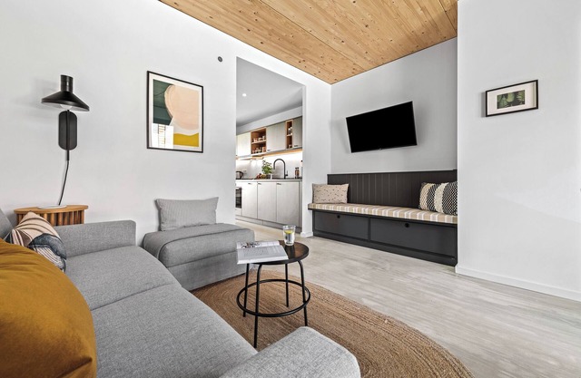 Cozy modern vacation apartment in the cottage style.