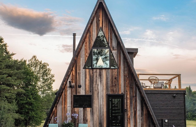 Cozy New A-frame on The Kingdom Trails with A/C, Wood Stove, Firepit, Foosball