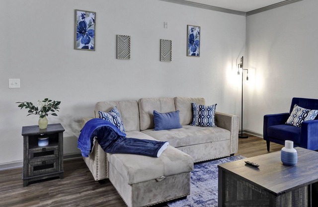 Cozy Oasis 1 Bedroom Gem: near Downton, UAB, and Samford University.
