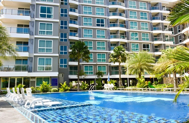 Cozy One-Bedroom with Pool View Super Wi-fi 5G ★