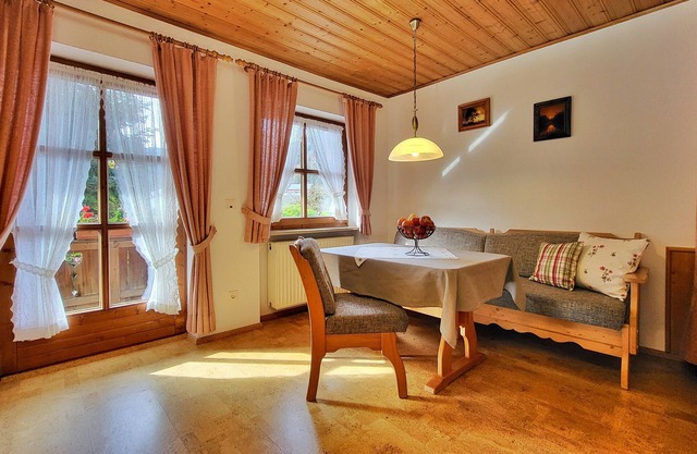 Cozy one-bedroom apartment with terrace in the mountains