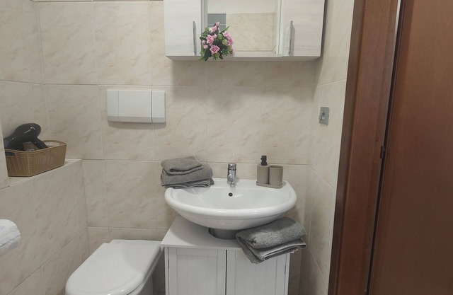 Cozy one-bedroom apartment in the heart of Cuneo perfect for any business.