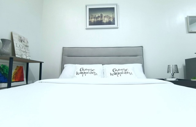 COZY PLACE IN MACTAN W/POOL, WIFI, NETFLIX - 10 min to the Airport!