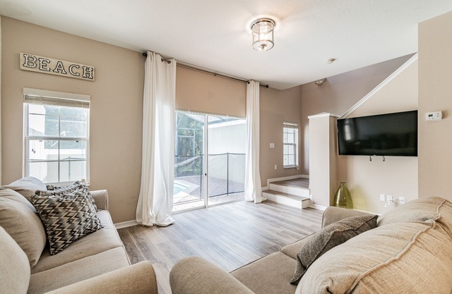Cozy Pool Townhouse near to Disney - Bella Vida