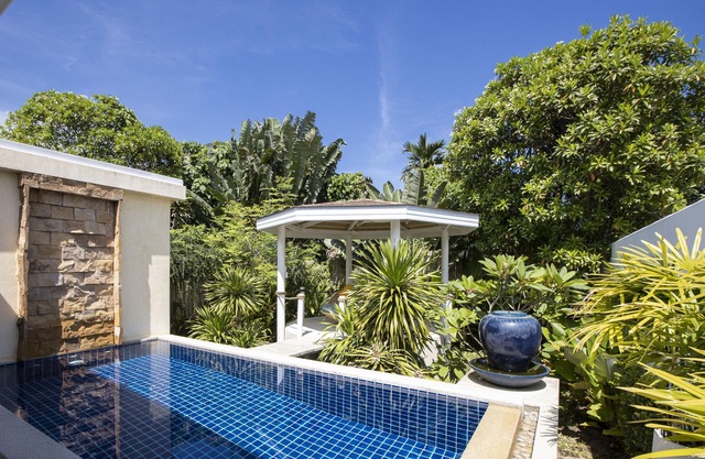 Cozy pool villa in the heart of Phuket