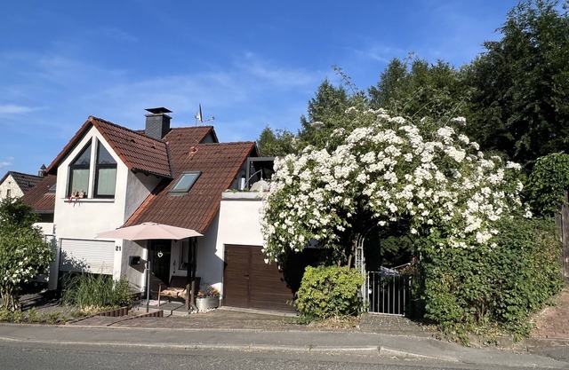 Cozy, quiet apartment 72 sqm with carport in direct forest location near Ruhrradweg.