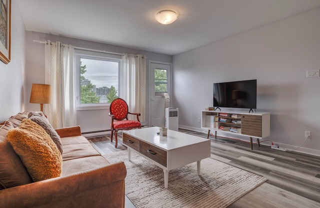 Cozy Retreat in the Heart in Montreal
