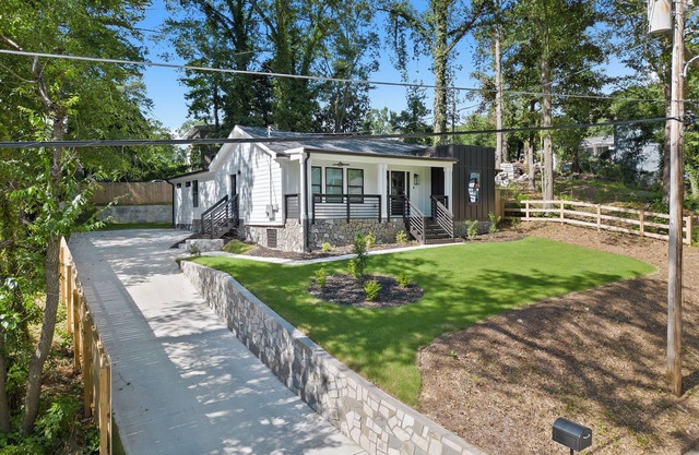 Cozy retreat located min from airport & downtown Atl
