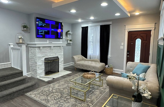 Cozy Retreat near Downtown Philly, UPenn, Sleeps 8, QBed, Fast Wi-Fi