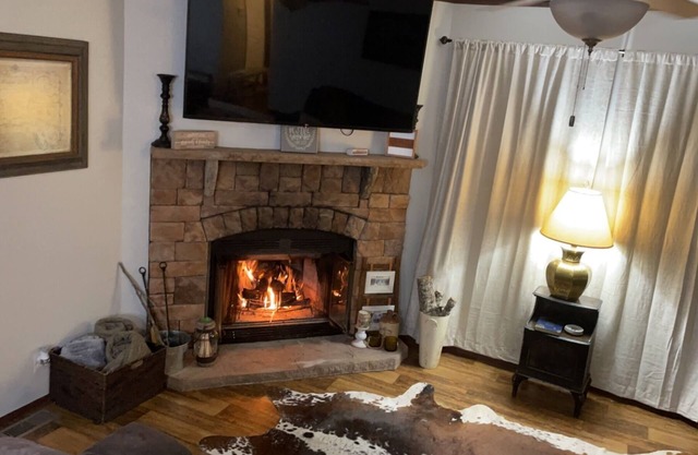 Cozy riverside home