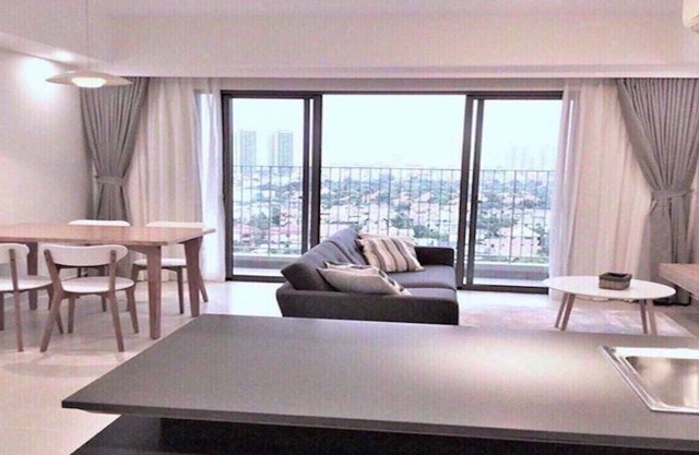 Cozy Room in District 2
