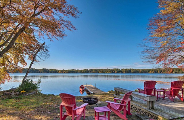 Cozy Rural Abode w/ Dock on Bonny Eagle Pond!
