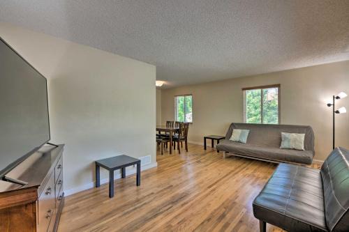 Cozy Salt Lake City Home Hike, Ski and Explore!