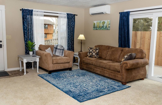 Cozy single level