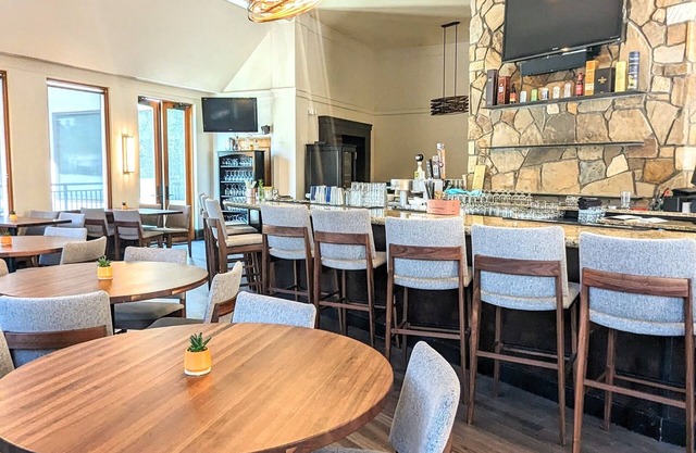 Cozy ski in/ski out retreat in Beaver Creek