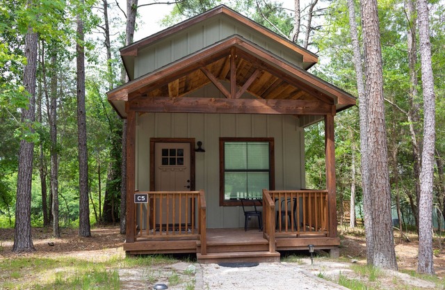 Cozy, Spacious, and Right on the Banks of Rocky Creek, Two Creeks Crossing Resort