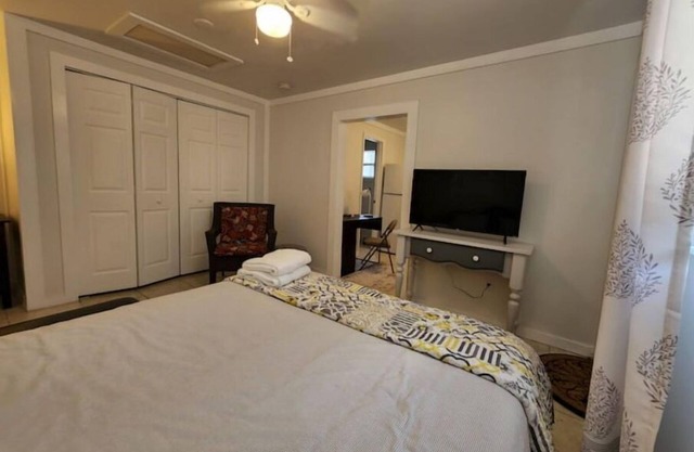 Cozy spacy Tea House has everything ready for you.